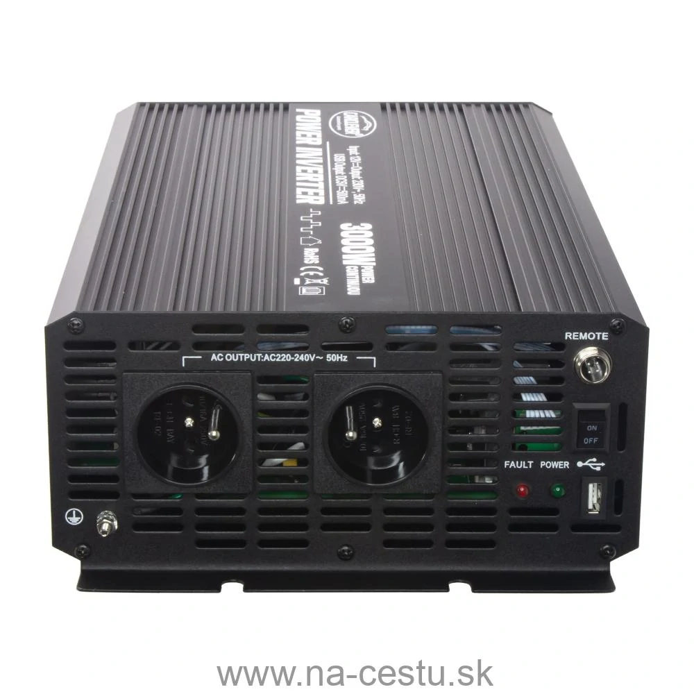 Menič napätia z 12/230V + USB, 3000W