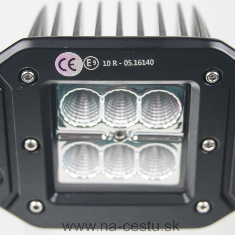 LED svetlo 10-30V, 6x3W, R10,
