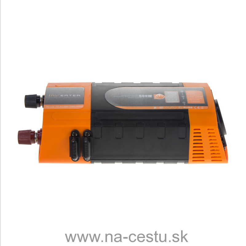 Menič napätia z 12 / 220V -  600W / displej + USB