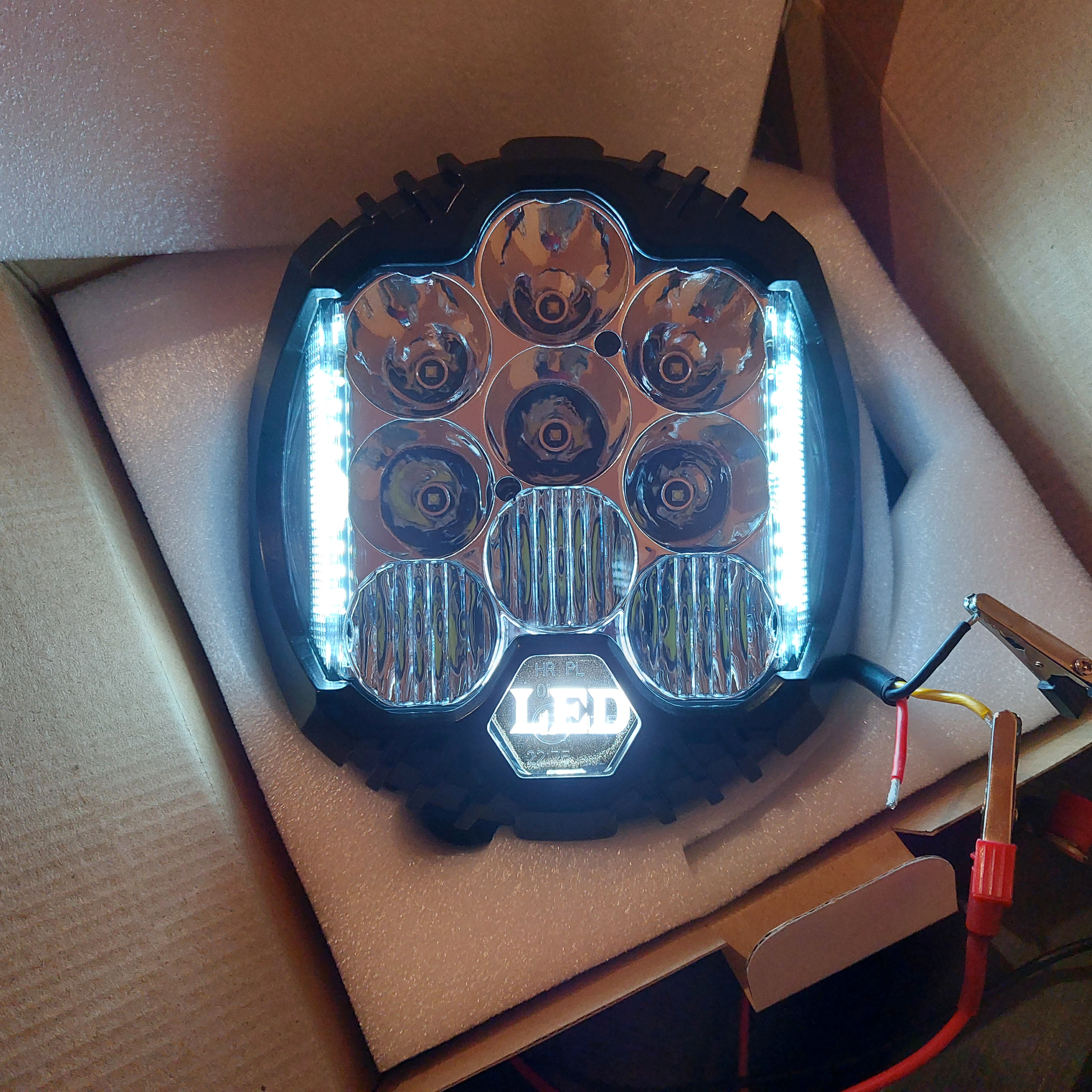 LED svetlo guľaté, 70W, ø195mm, ECE R10 / R112