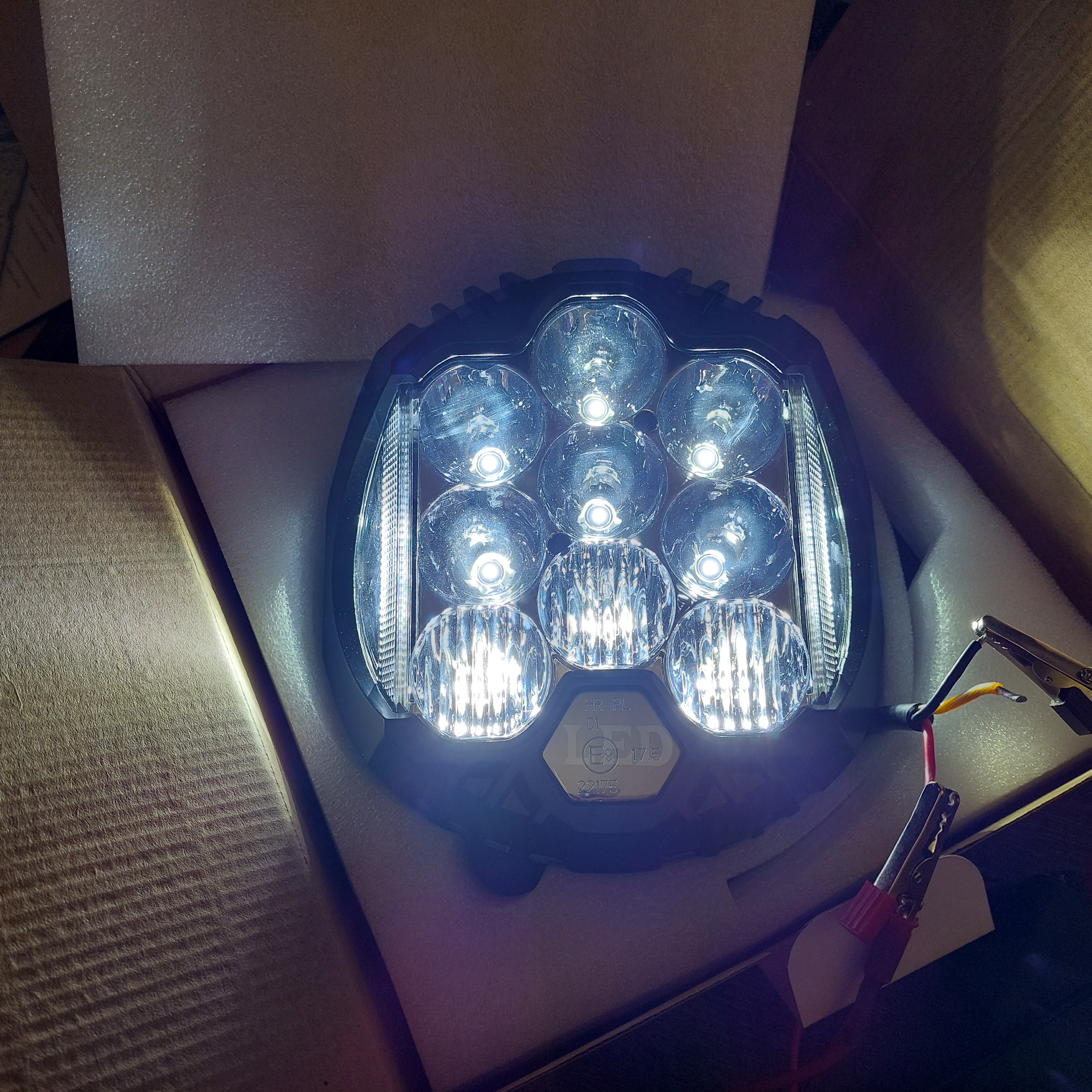 LED svetlo guľaté, 70W, ø195mm, ECE R10 / R112