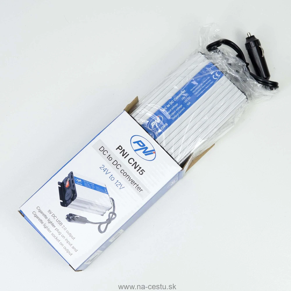 Menič napätia PNI CN15 180W, 24V-12V, 15A, USB 2.0